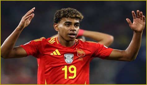 Julian Barboza: A Rising Star In The World Of Entertainment